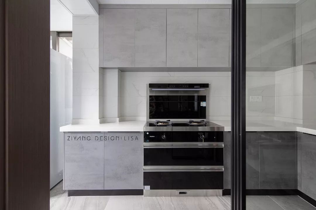 《感受都市新贵》率性与干练的完美融合-84