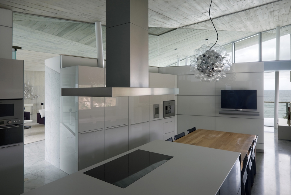 五口之家西班牙夏日住宅,与大海相邻的景观盛宴-33