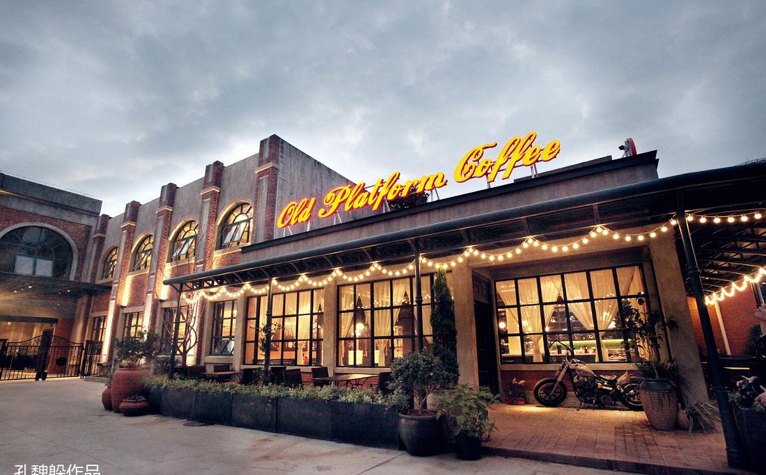 80 年代老车站焕新颜,设计师的怀旧之作-57