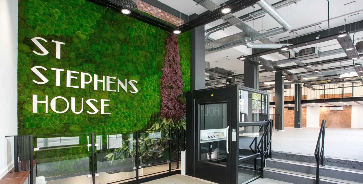 英国 Bristol 市 St Stephens House 办公室翻新设计-18