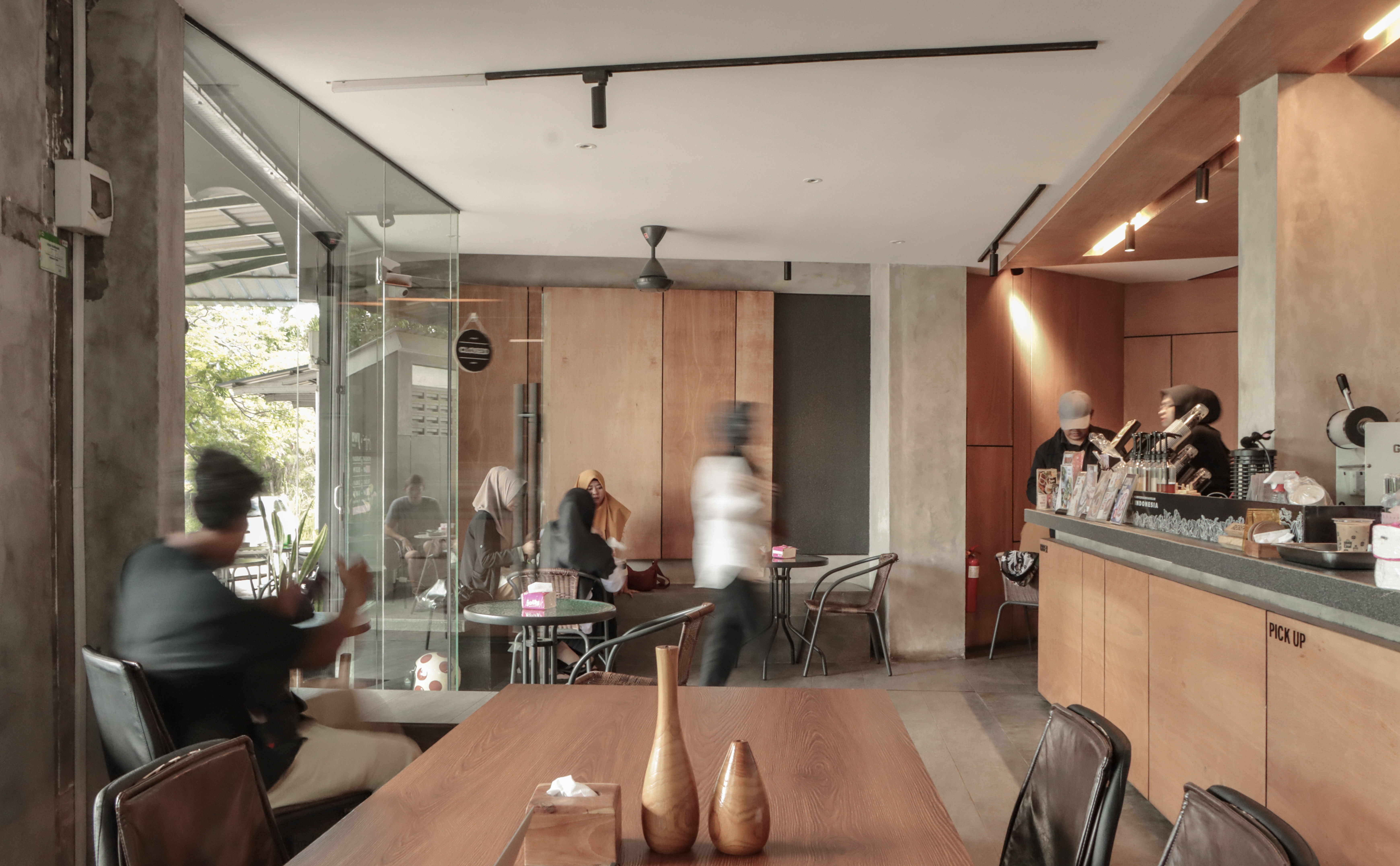 architectural shot (interior and exterior)-1