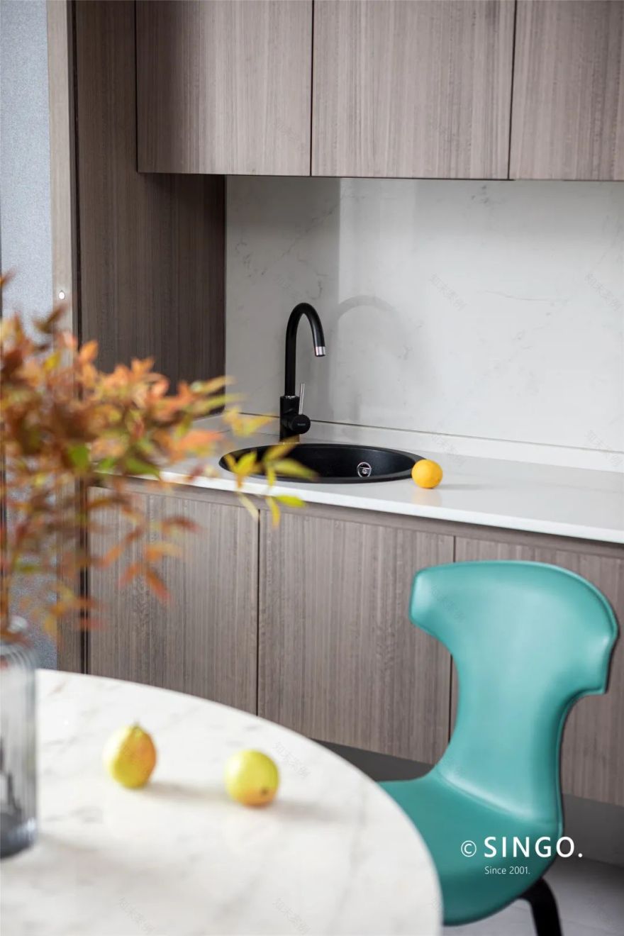 东方一品 | 现代婚房设计,色彩缤纷的温馨空间-56