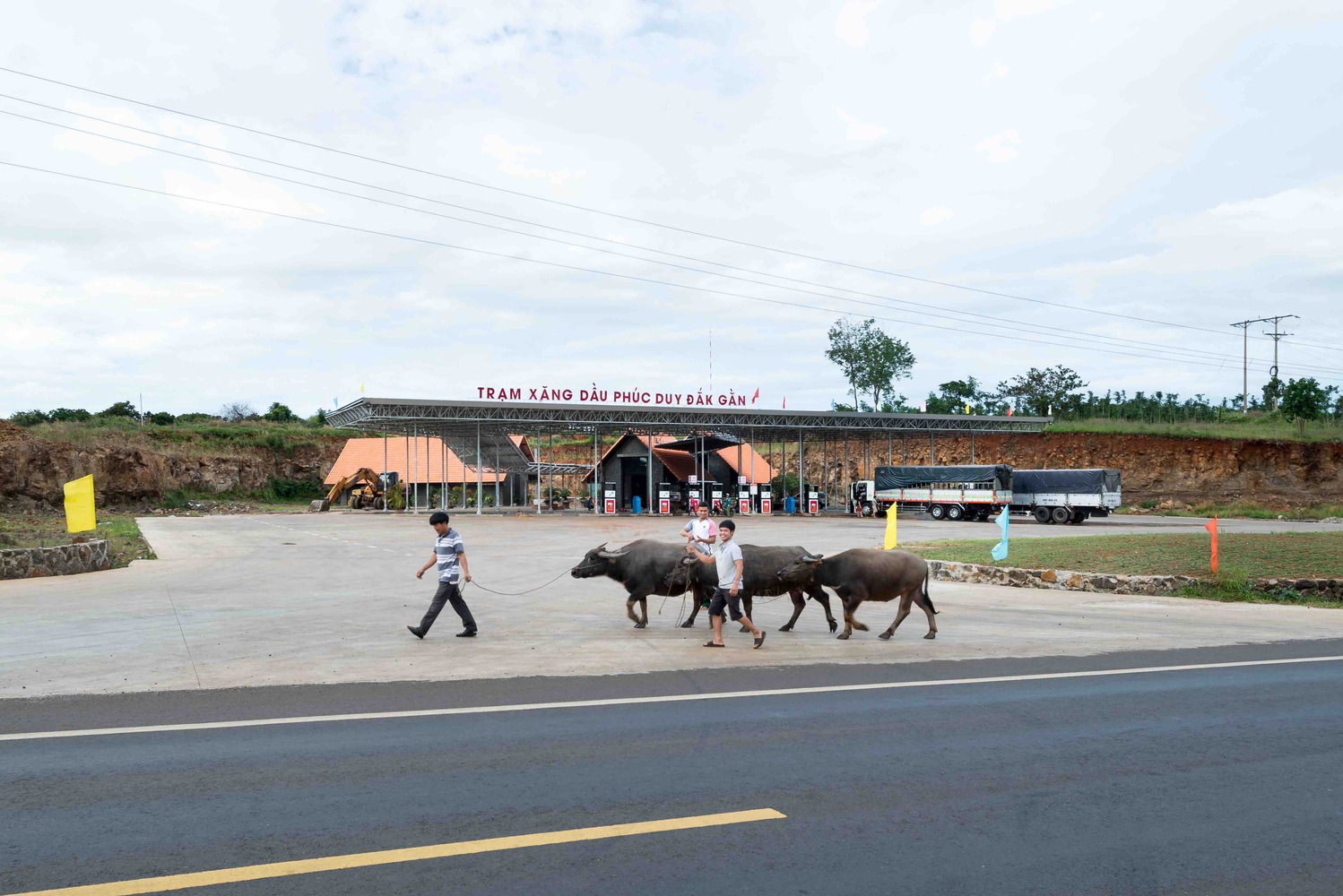 越南 Phuc Duy 加油站-19