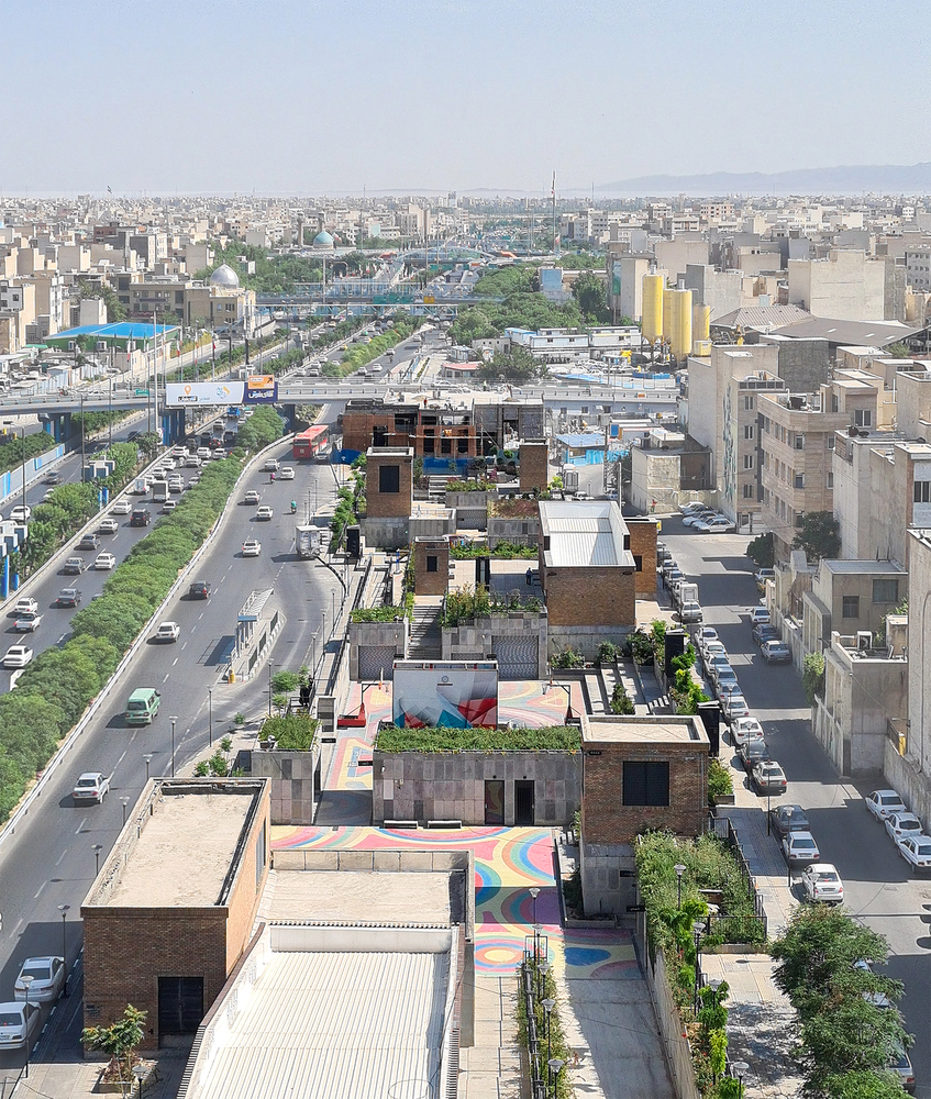 比里亚纳克地铁广场丨Ashrafi & Zad-16