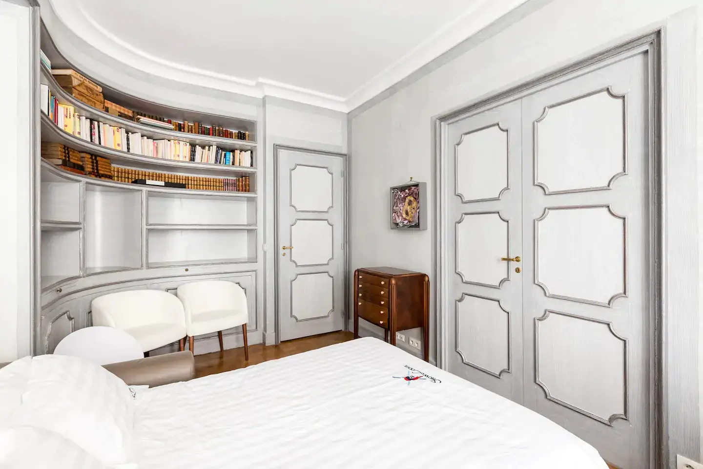 巴黎时尚公寓，古典与设计的完美融合-19