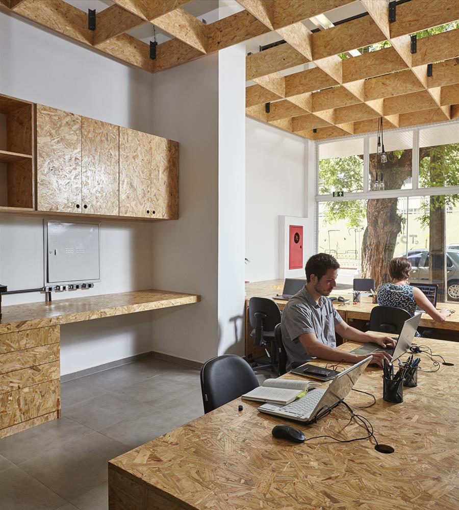 巴西 Maringá的透明办公室设计-6