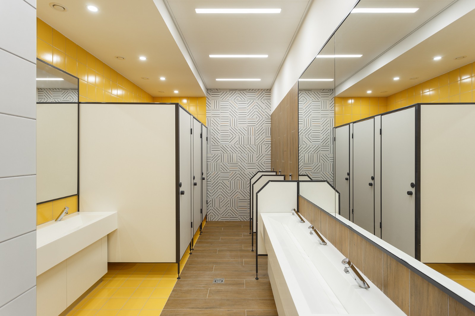 乌克兰基辅 A+ 学院 SVOYA studio-38