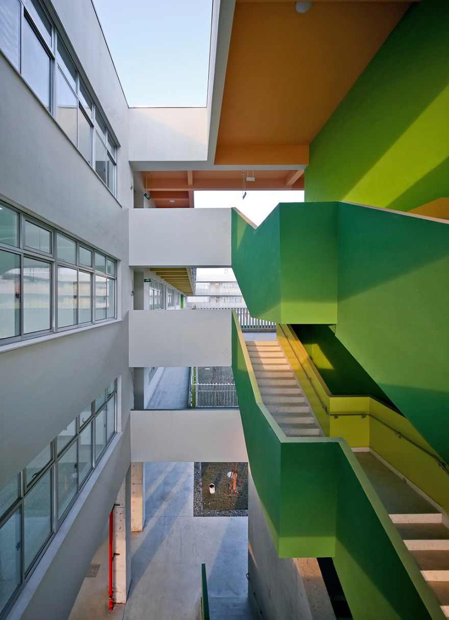 崧淀路中学校园,上海 / 致正建筑工作室-67