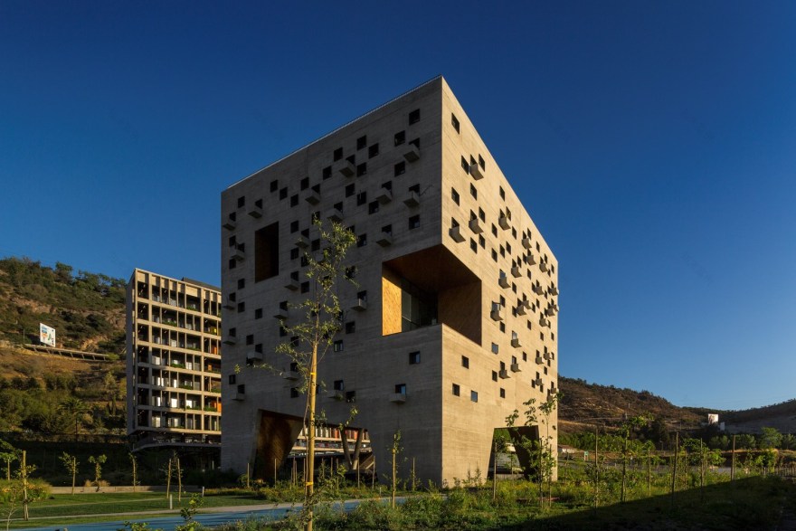 School of Economics and Business Diego Portales University Rafael Hevia + Rodrigo Duque Motta + Gabriela Manzi-72