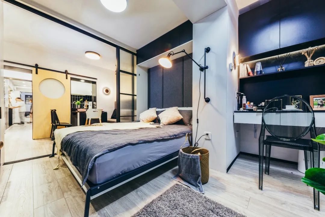 北京 65 平米半地下室住宅改造 | 折叠空间与功能的完美融合-30