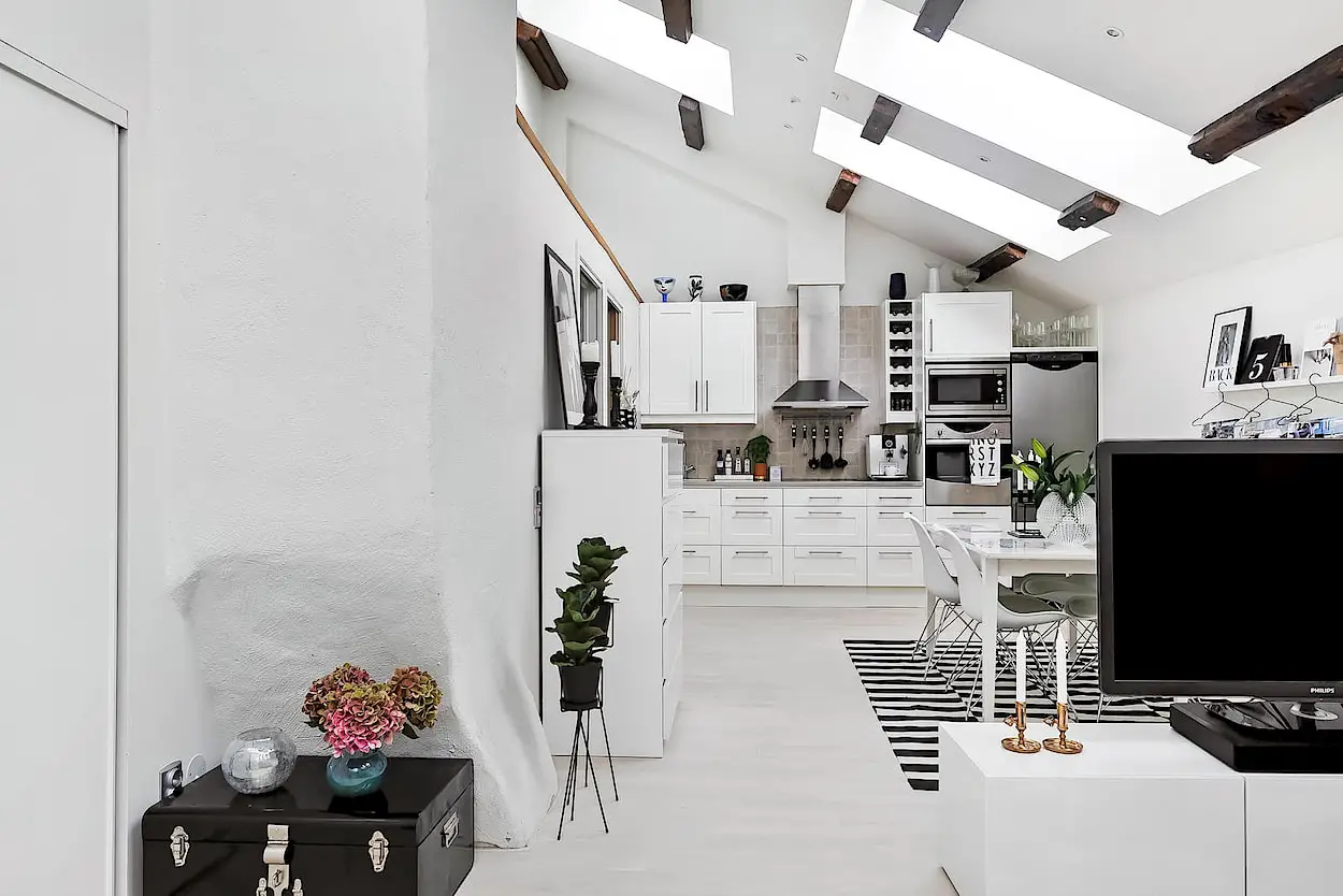 和谐空间 | 1888 年建筑的迷你阁楼设计-4