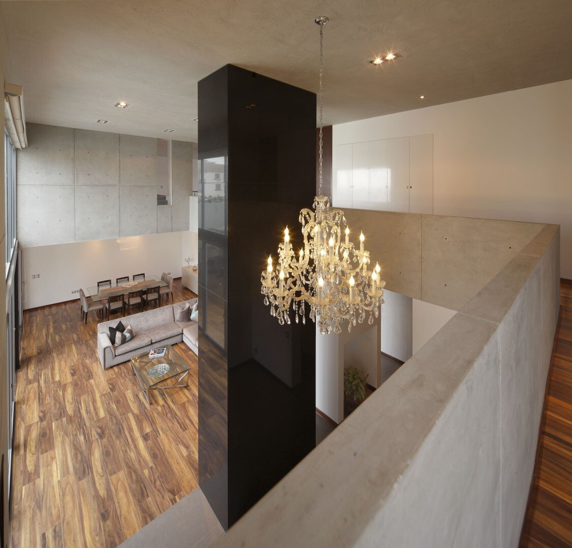 秘鲁利马中上层家庭别墅设计-15