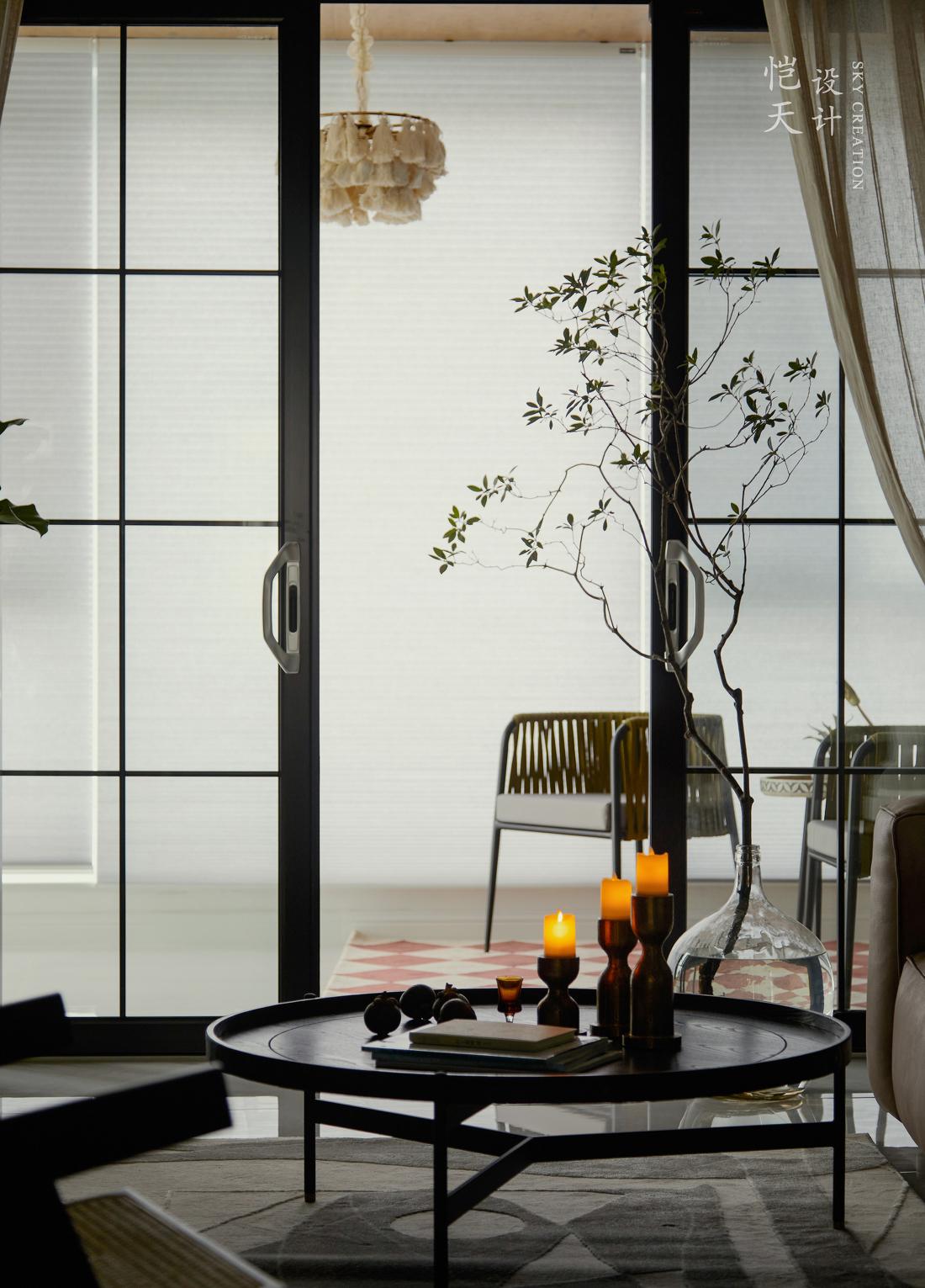 复古墨绿下的秘密乐园-17