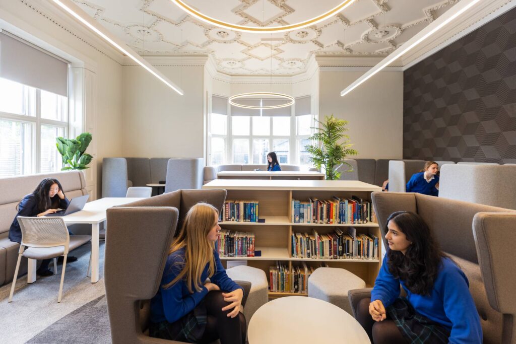 Kingsley School Learning Resource Centre - Envoplan-11