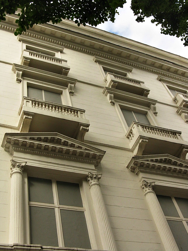 伦敦莱斯特花园“假房子”建筑项目丨英国伦敦-17