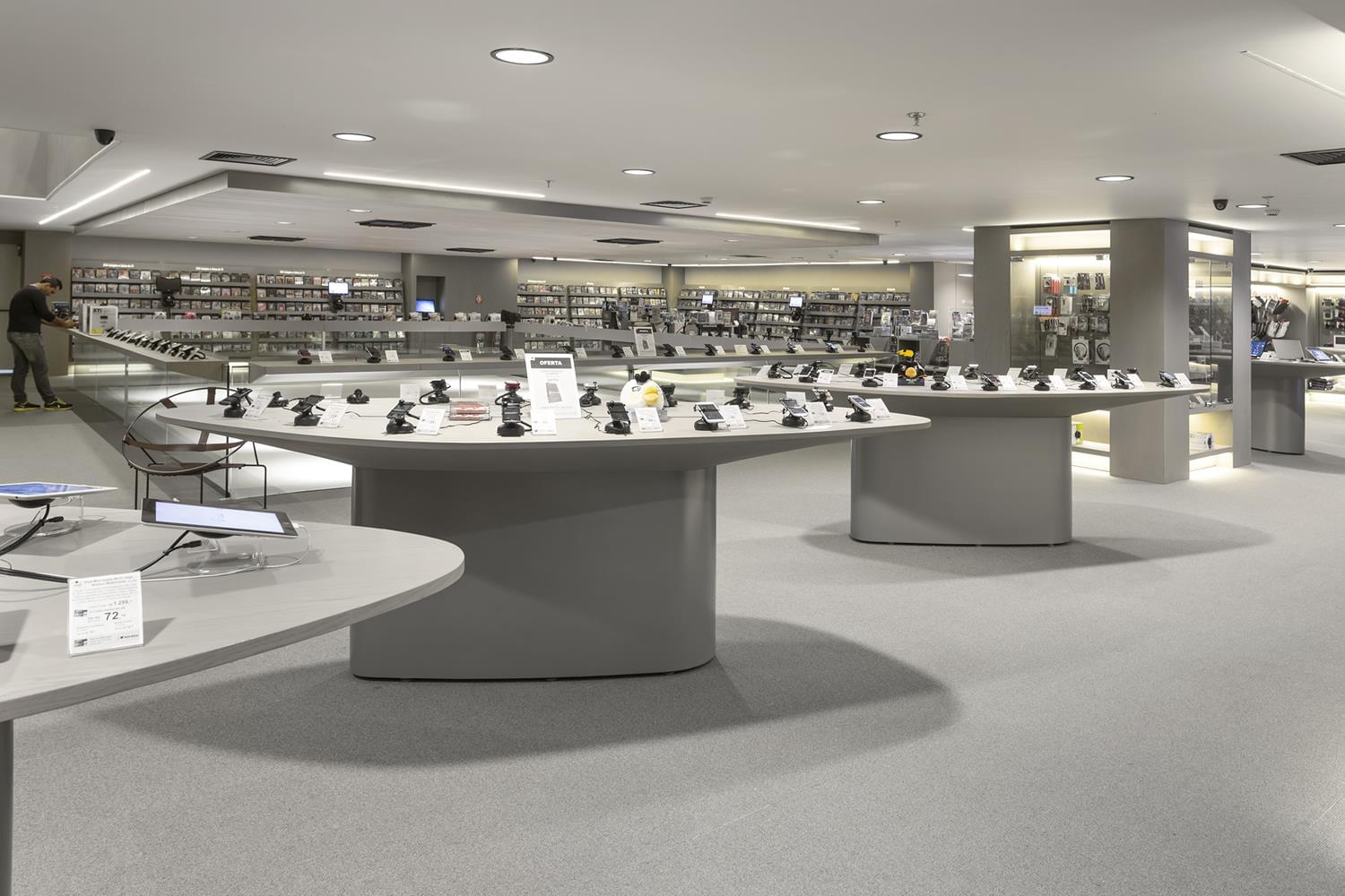 里约热内卢的绿洲 · Livraria Saraiva 书店设计-16