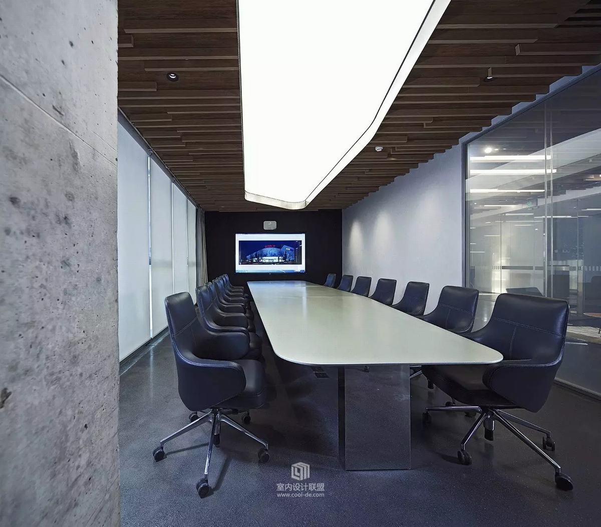 曾卫平设计-光与色的对话，充满艺术创意的办公设计-18