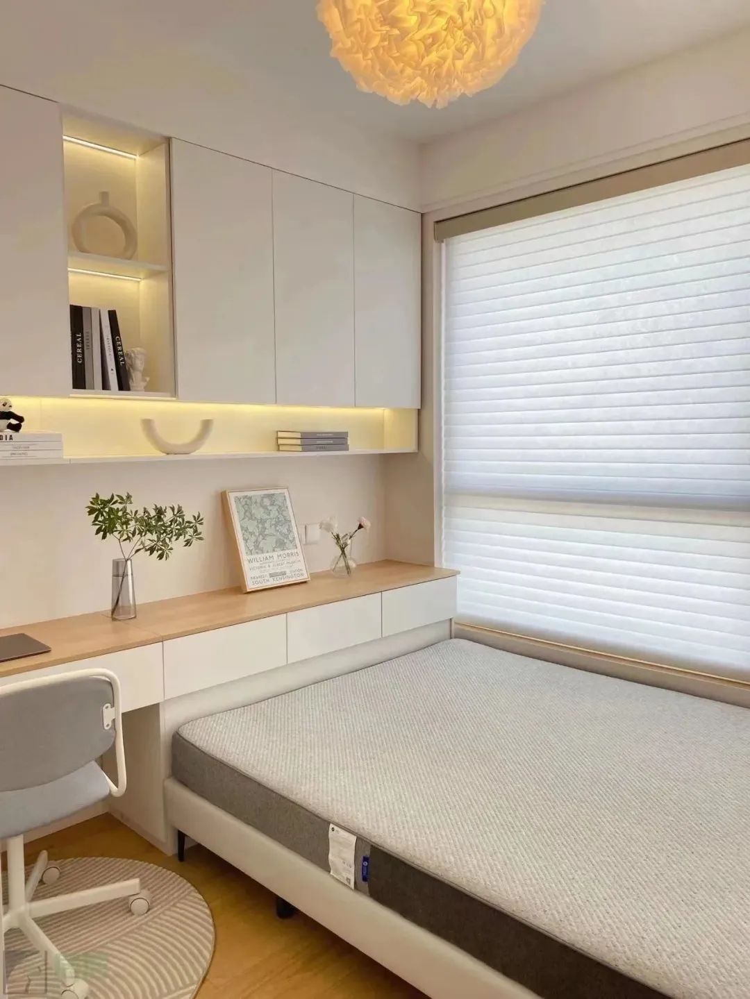 小卧室设计 · 榻榻米 VS 传统床,哪个更适合你?丨高灰别墅大宅设计-49