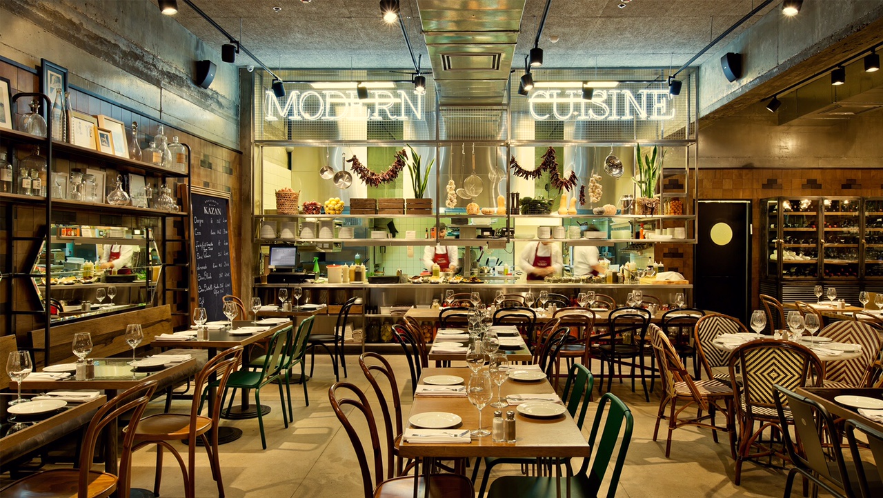 工业与古典的完美融合——喀山餐厅设计-9