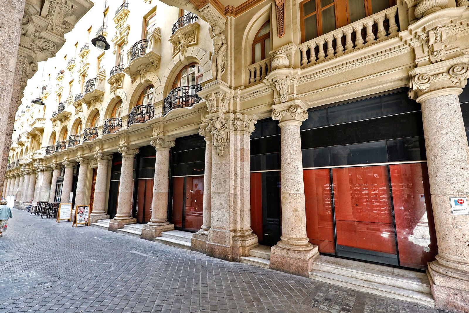 阿尔瓦塞特洛达雷斯通道丨西班牙阿尔瓦塞特丨巴伦西亚建筑师布埃纳文图拉·费兰多·卡斯特尔斯-31