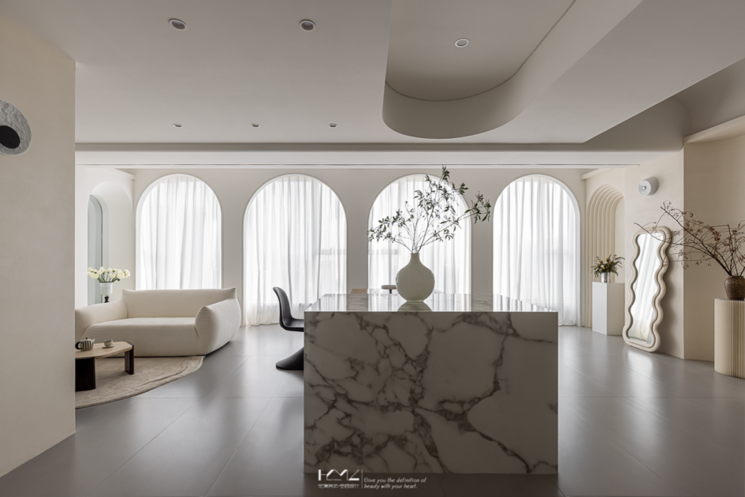 南京华侨广场花艺工作室丨中国南京丨花漾美作·空间设计-13