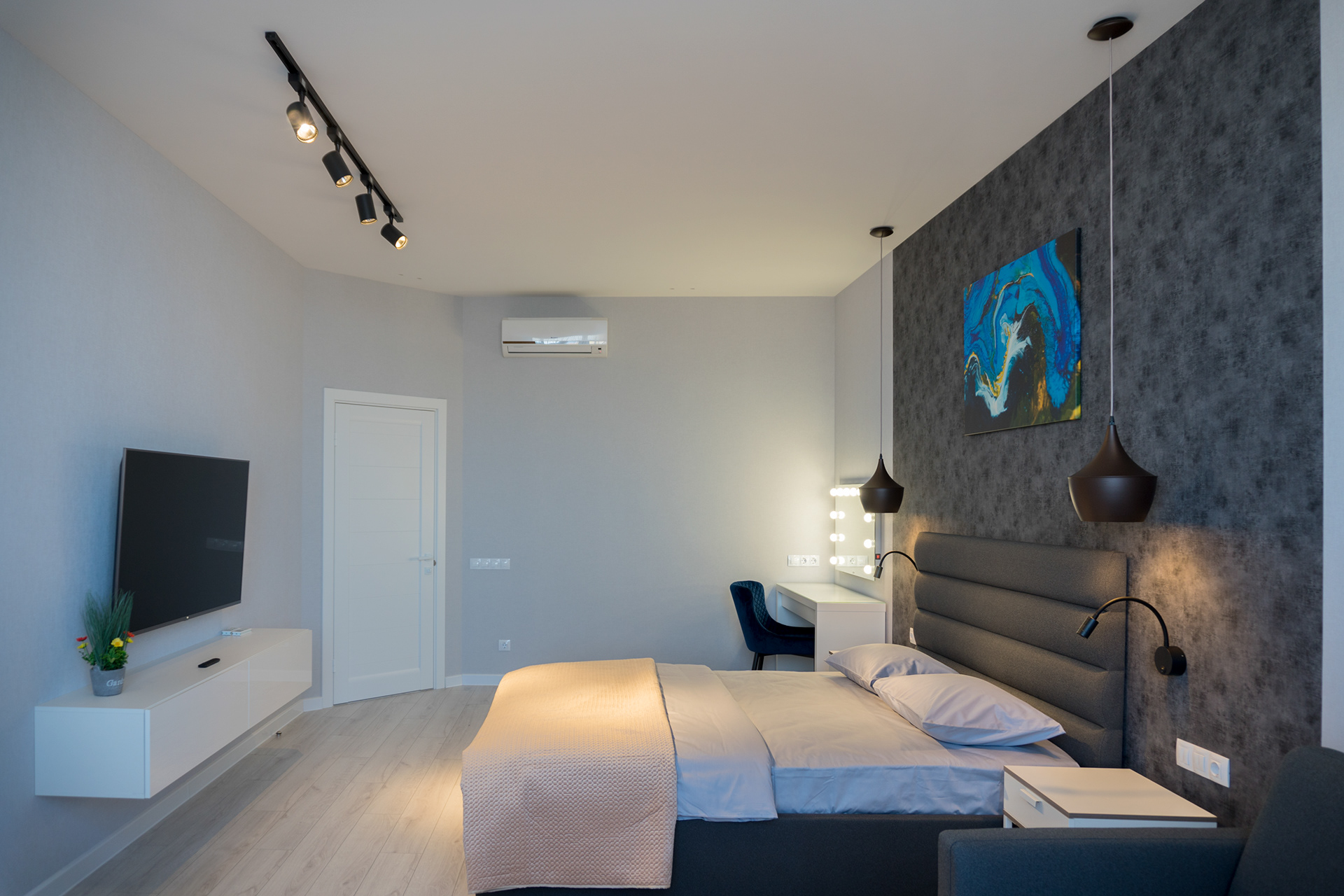 APARTMENT "FRENCH": 57 sq.m (Real)-4