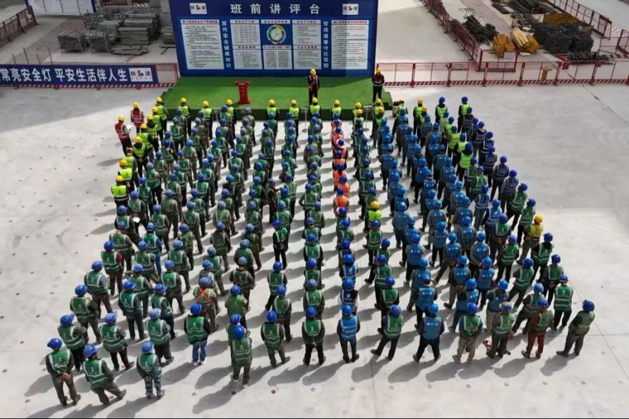 这一惠及四百余户居民的“保回迁”项目全面封顶!-59