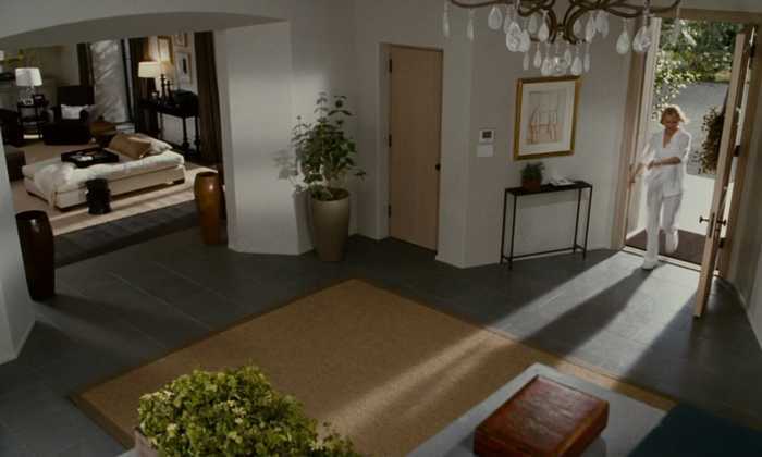 《The Holiday》电影中的室内设计 | 英式田园与现代奢华的完美融合-22