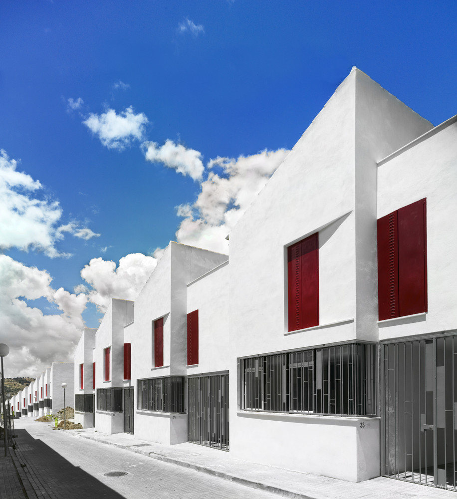 18 Social Houses in Iznajar  Gabriel Verd Arquitectos-28