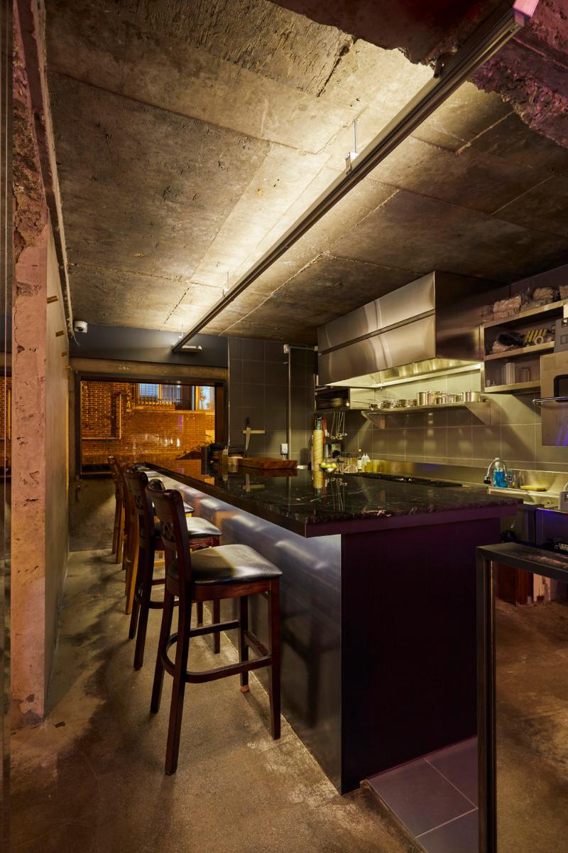 27 平米美食店，照明设计点亮空间-12