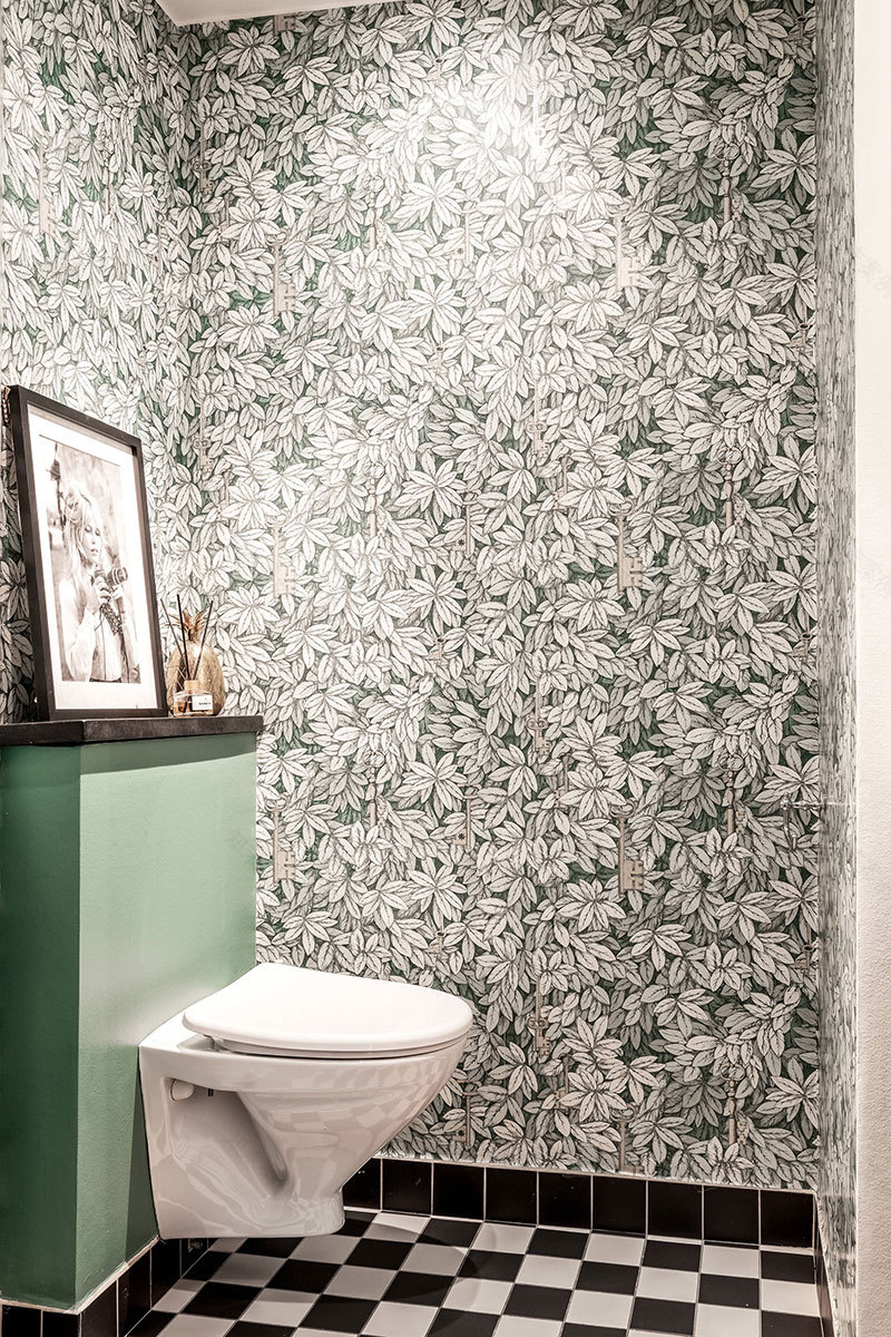 斯德哥尔摩两层公寓,白色调顶层卧室打造宁静空间-20