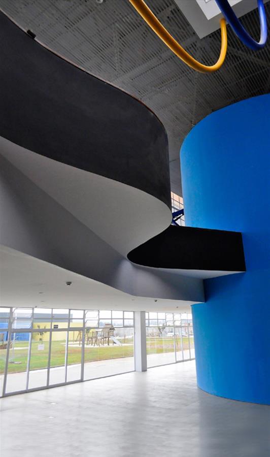 雅卡雷伊教育更多教师培训中心-3