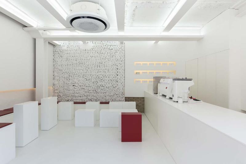 简约 12 坪咖啡厅，红白设计展现个性空间-2