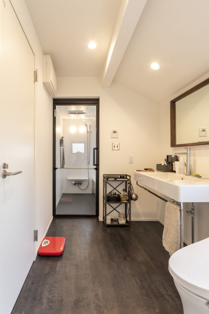 人を招く創作スペース年月を経て味わいを増す自分らしさを表現する空間 | Style of Life | 100%LiFE-15