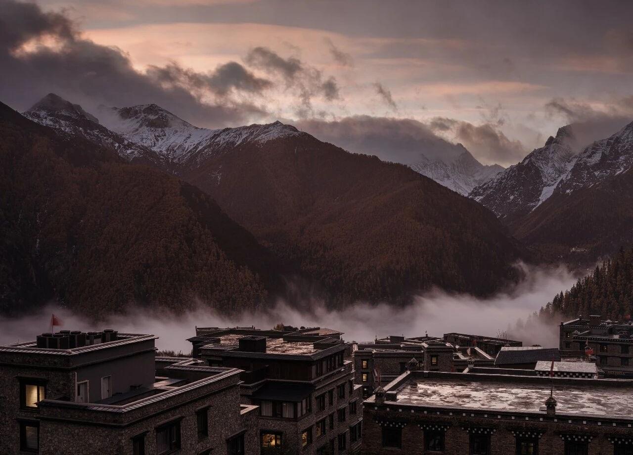 亚丁·岚岳丨中国丨成都易禾上品室内设计有限公司-7