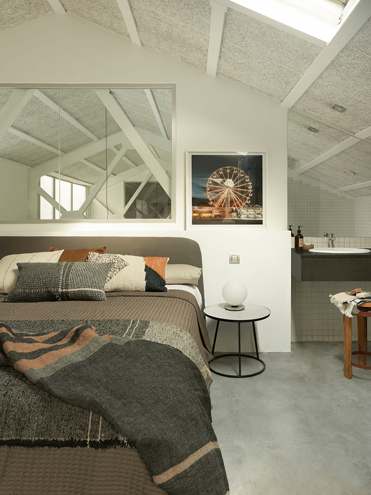 POBLENOU LOFT The Room Studio-14