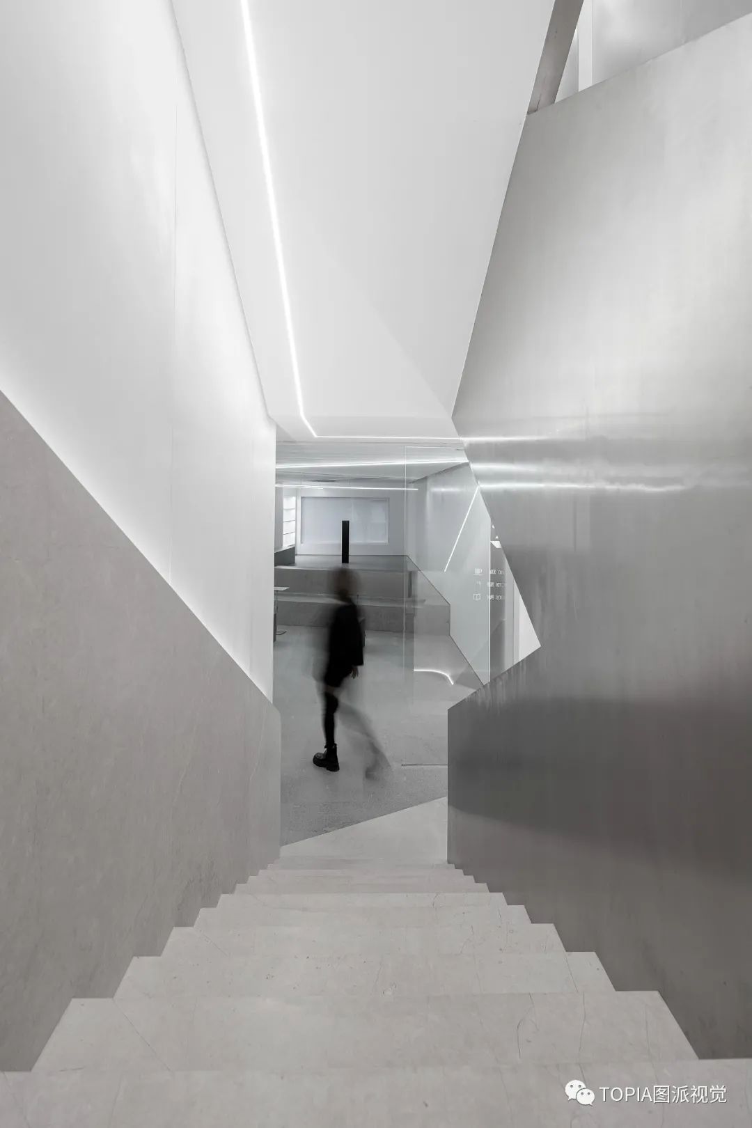 LOVIVO gallery 未来概念空间丨中国沈阳丨白菜设计-20