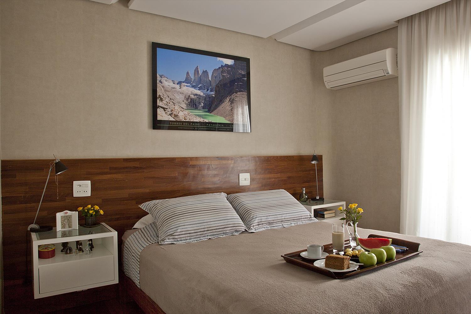 巴西公寓 Fernando,现代木质设计展现温馨居住氛围-11