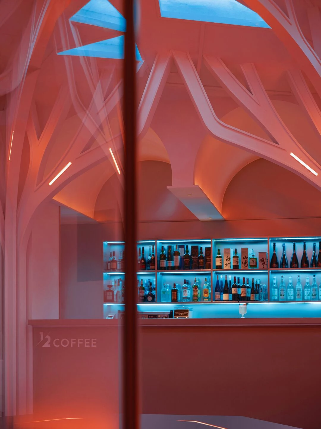 1,2 Coffee & Bar（鼓浪屿店）丨中国厦门丨CUN PANDA NANA-15