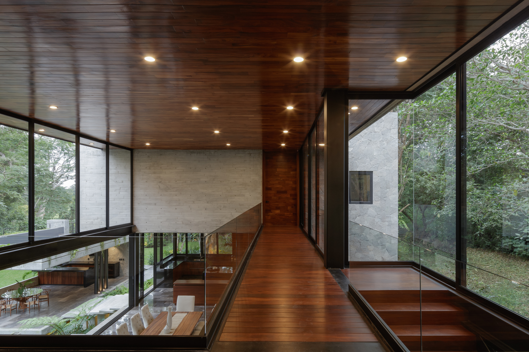 Entreparotas House / Di Frenna Arquitectos-23