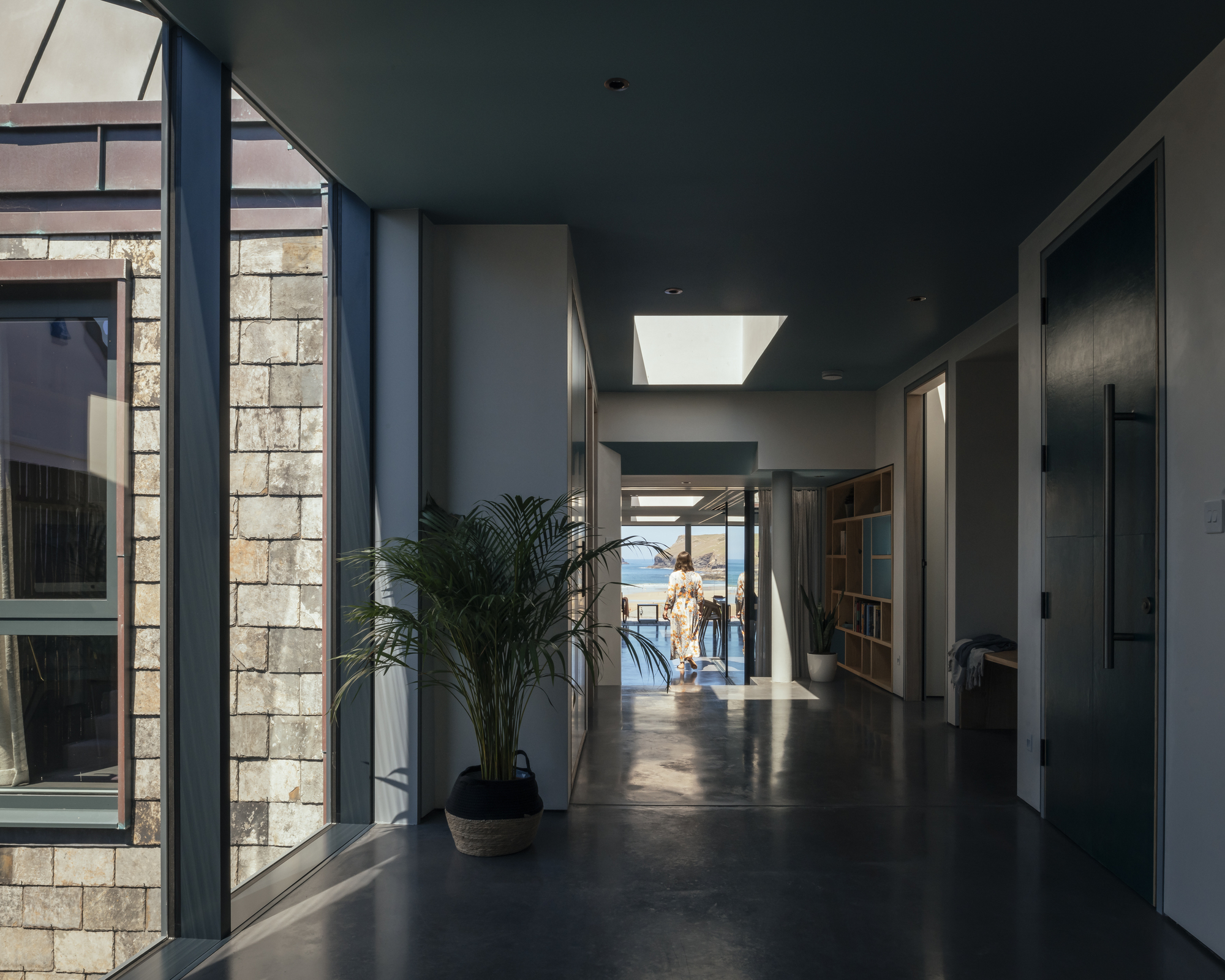 带有庭院的房子丨英国丨Invisible Studio-27