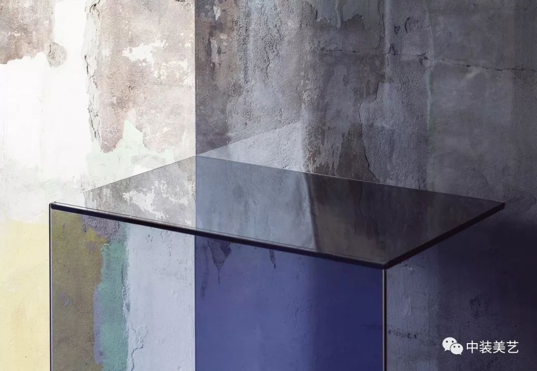 Color /跟着大师学软装-哥本哈根 灯光雕塑TABLEAU花店-45