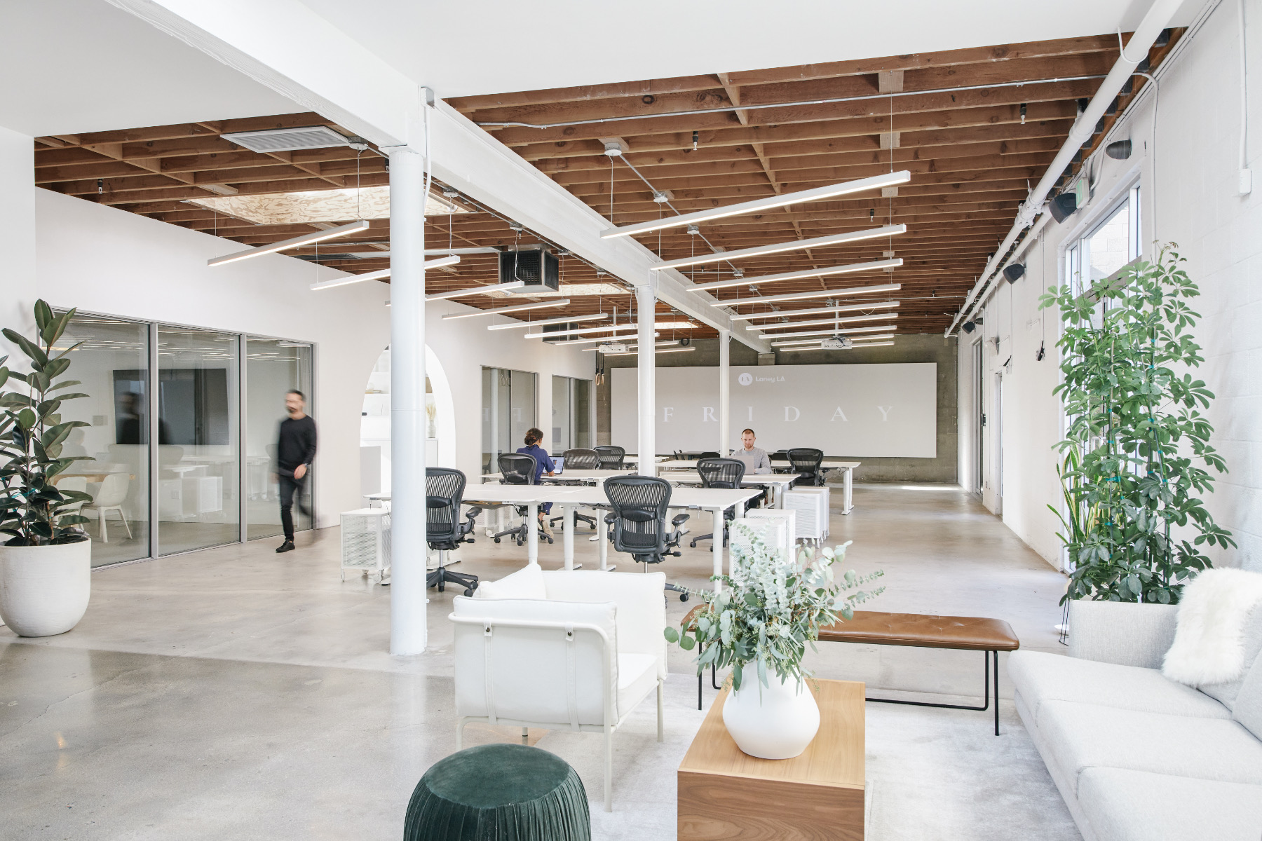 A Tour of Laney LA’s New Los Angeles Office - Officelovin'-0