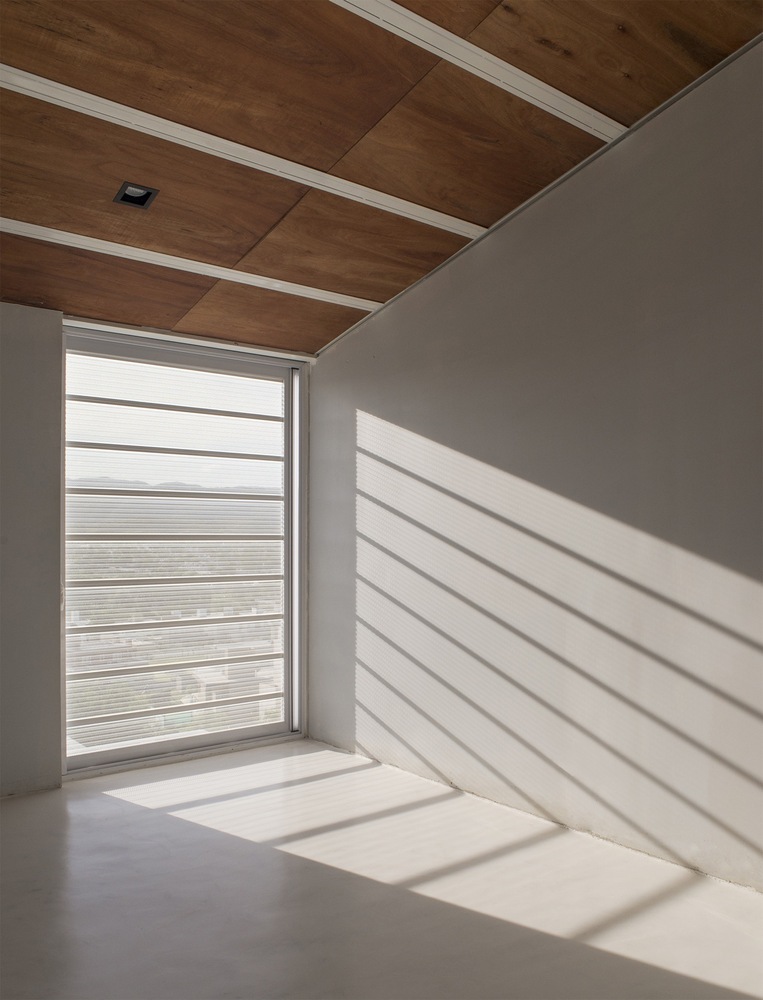 阿根廷郊区简约住宅-29