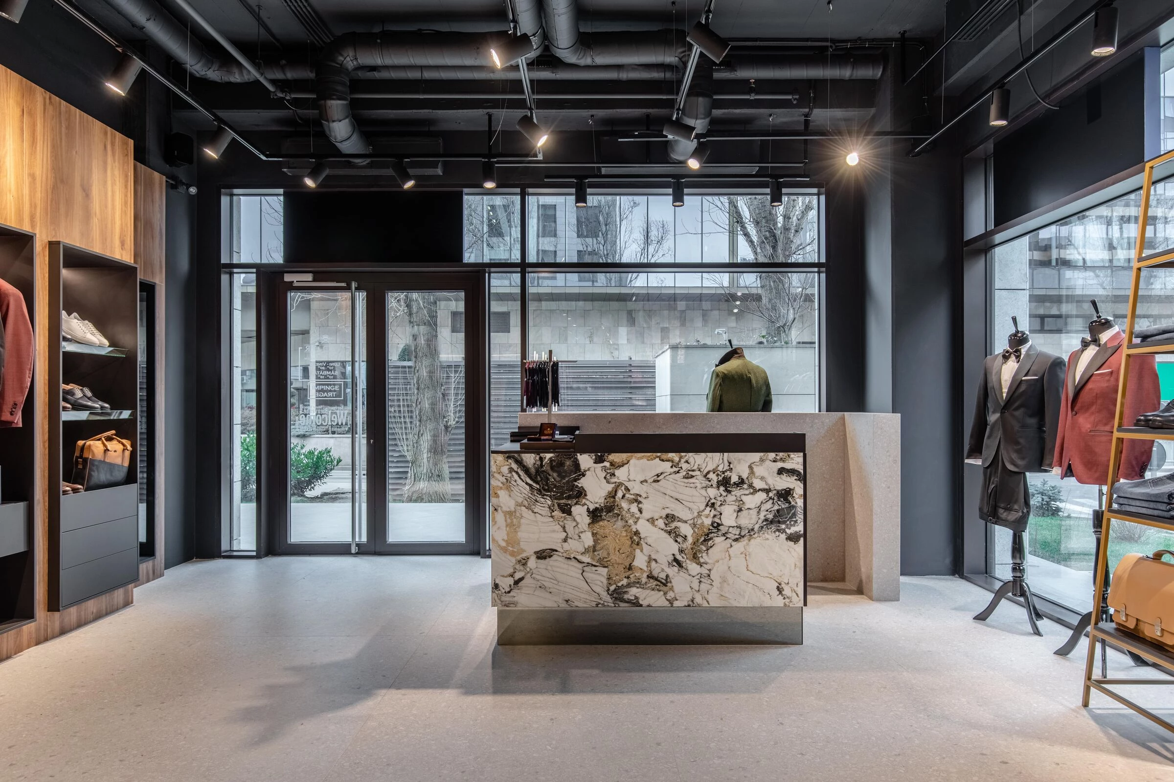 都铎裁缝展厅丨Romania丨Pure Mess Design-5