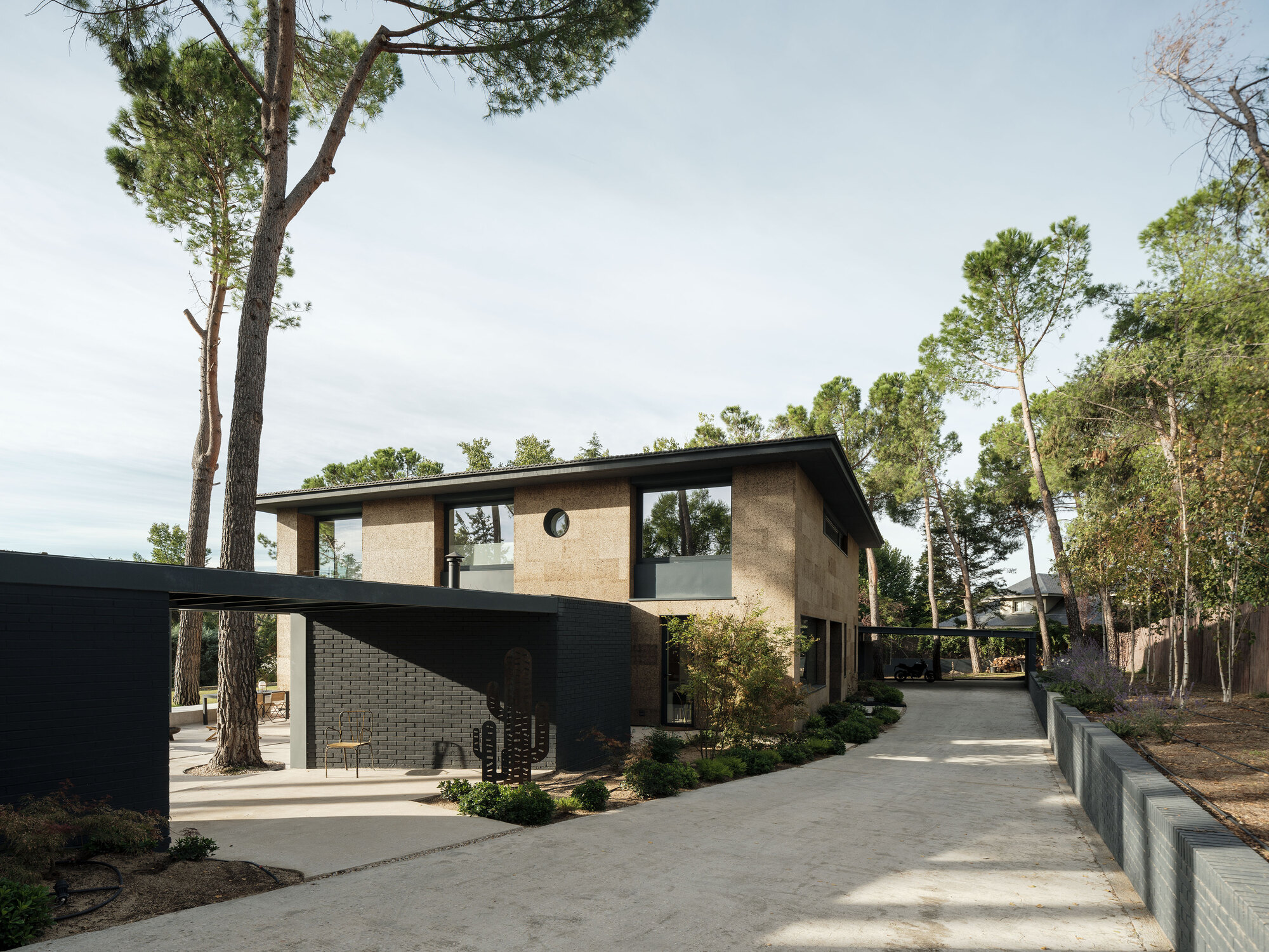 三只小猪之家丨西班牙马德里丨EME157-11