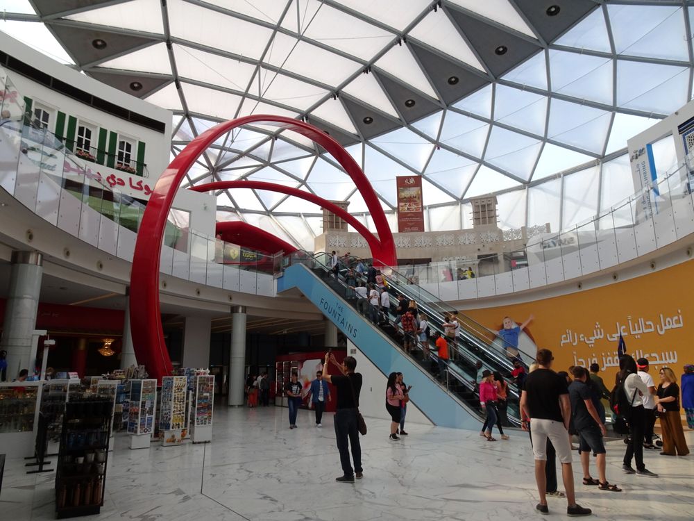 フェラーリ・ワールド・アブダビ | UAE の建築【世界建築巡り】-50