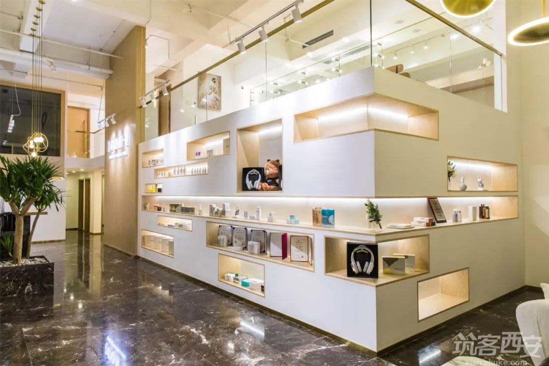 I CON U 科技理容中心,多功能空间设计典范-17