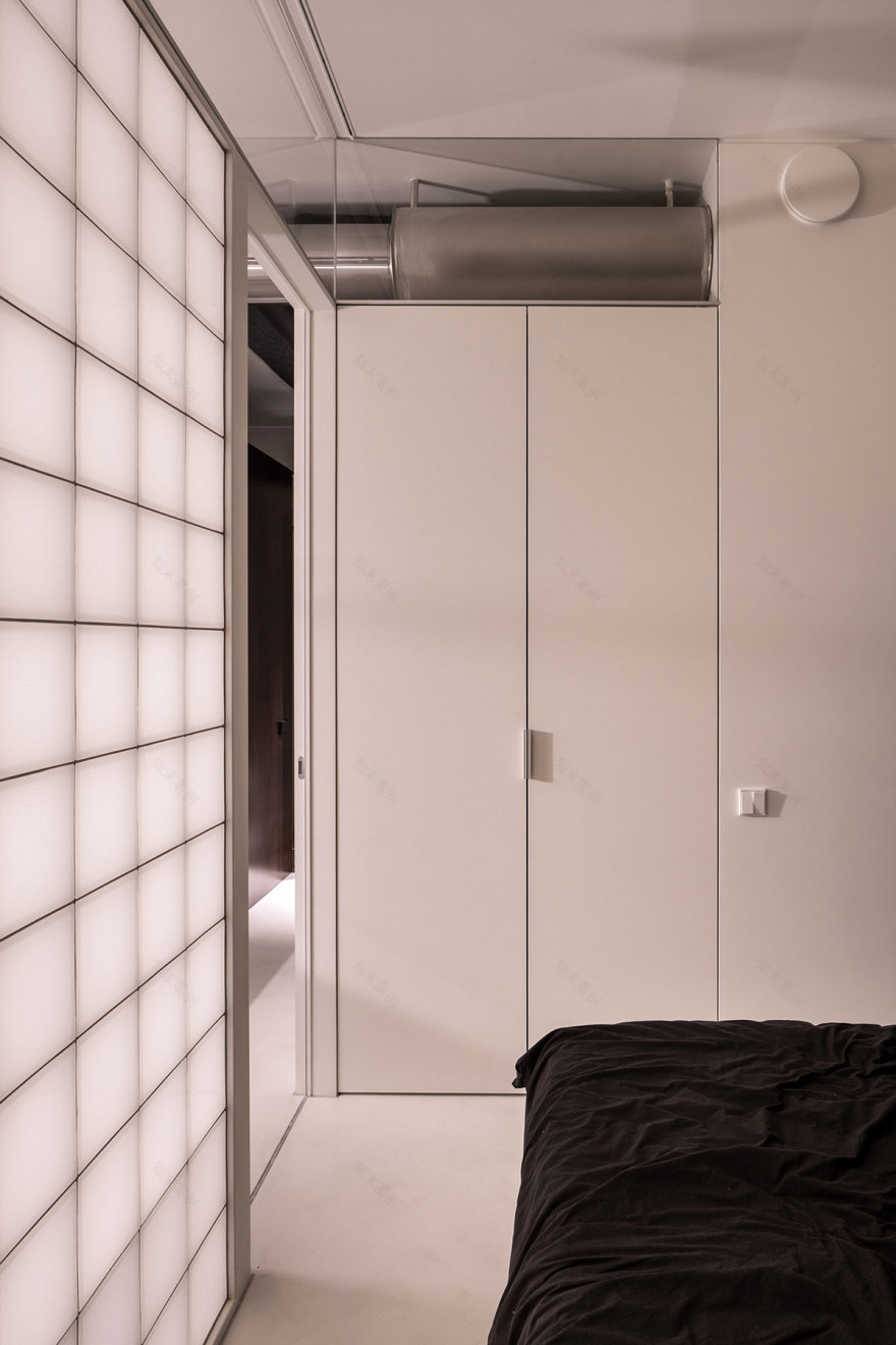 乌克兰利沃夫时尚绿意公寓设计-16