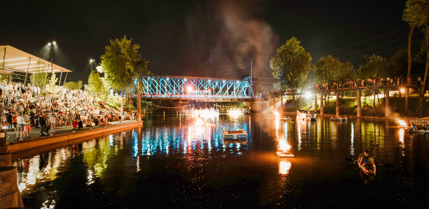 印第安纳州河滨福沃斯堡的 Promenade 公园丨Lamar Johnson Collaborative-29